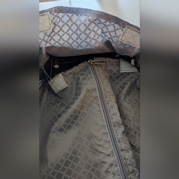 J World New York Lollipop Kids Rolling Backpack - Picture 11 of 17